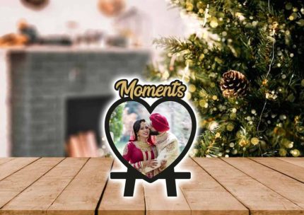 Essel Frame